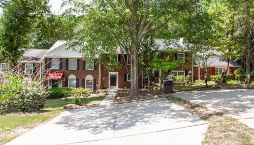 Modern + Cozy Townhome - minutes to Avalon w/king - Foto 2