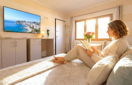 The Sea Wind Apartments & Suites - Photo 13