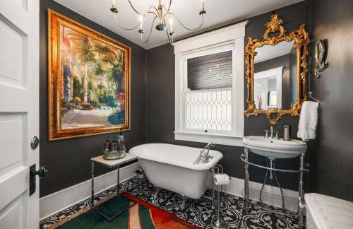 NEW! Updated South Hill Craftsman Sleeps 12! - Foto 20