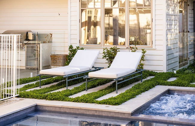 Muskoka Luxe Retreat With Pool Spa Fire Pit - Photo 38