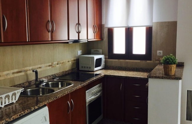 Apartamentos El Burgo - Photo 5