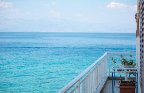 Spacious Apartment on the Beachfront - Foto 33