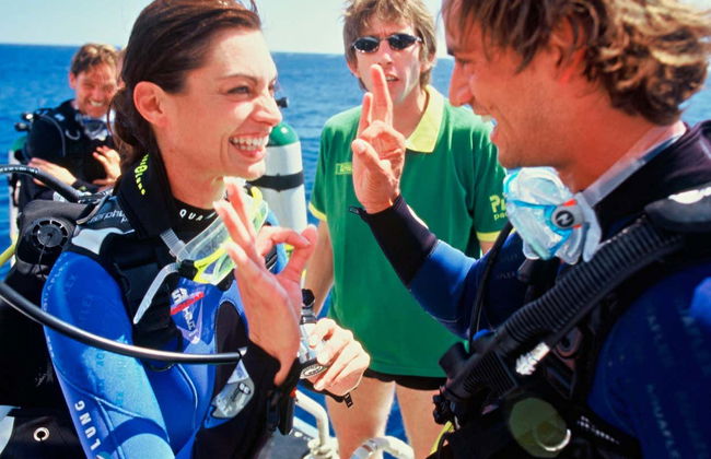 Beginners Scuba Diving in Barcelona - Photo 6