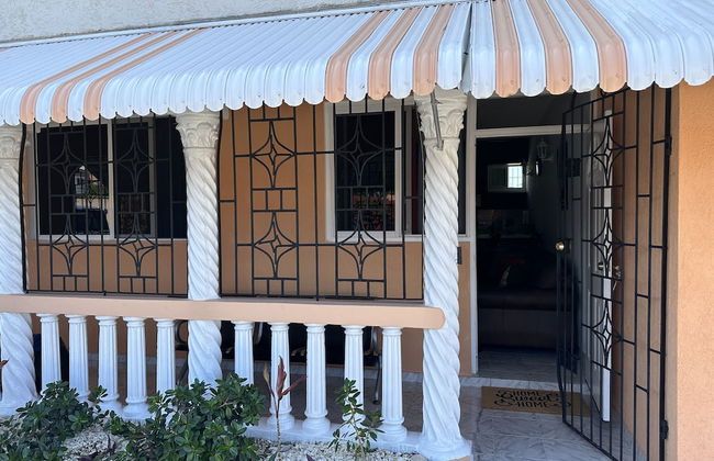 Remarkable 1-bed Apartment in Montego Bay - Photo 29