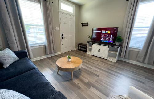 Portsmouth 2BR 1BA Getaway - Foto 1