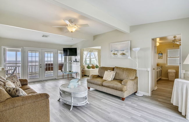 Betsy's Beachfront Cottage - Foto 18