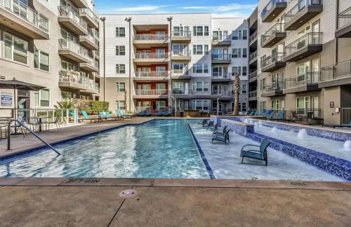 Boulevard Stays Dashing King 1 BR Suite Pool Parking Gym M - Foto 17