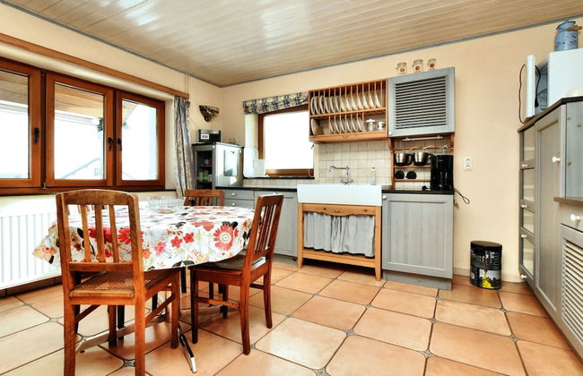 Modern Holiday Home in Schönberg with Hot Tub - Photo 15