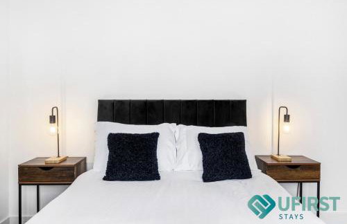 Ideal 4BR Home - Near City Hospital, Sherwood, Clinton Market, QMC & City Centre - Sleeps 8 - Foto 29