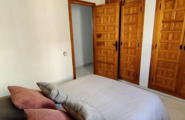 Villa with stunning sea views - Photo 10