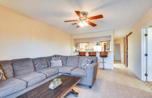 Walk to Golf and Beach Queens Bay Resort Condo - Foto 4