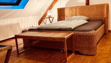 b e d & a g e d e s i g n -medium- wunderschönes Zimmer mit Bad - Rechnungserstellung für Geschäftsreisende & Firmen - Foto 4