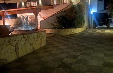 La casa di Clelia Torre colimena porto cesareo salento esclusiva 2 piani con 6 camere doppie 3 bagni posti auto terrazza giardino 5 minuti dal mare - Foto 11
