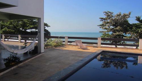 Casa de 850m2 e piscina na Praia de Santa Helena. - Foto 1