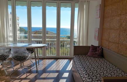 Vistas al mar y garaje cerca de BCN - Photo 8