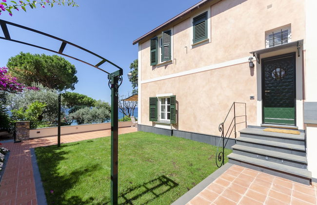 JOIVY Villa W/Superb View And Private Garden In Mulinetti - Photo 40