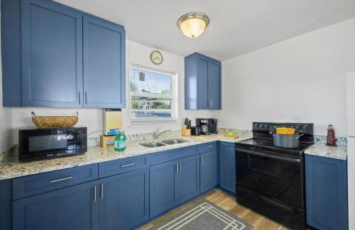 Condo located in Goodland just a short walk from great food - Foto 14