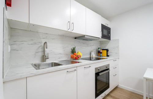 HostWise - Modern Flat with a Suite - Foto 8