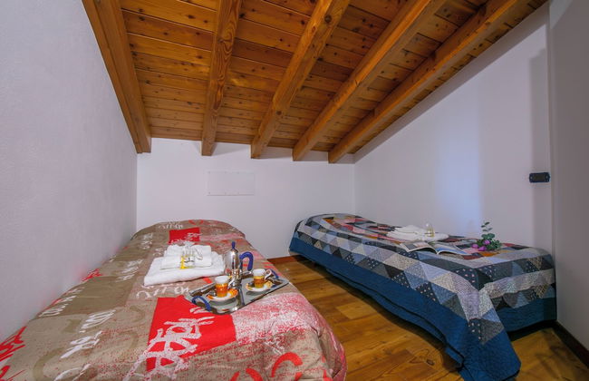 Il Lago Blu Loft With Pool - Photo 7