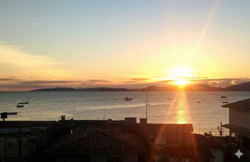 Apto na Praia João Rosa com vista Panorâmica para o Mar! 2 quartos, 2 camas de casal - Foto 26