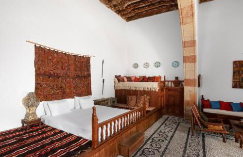 Antique Villa - Photo 10