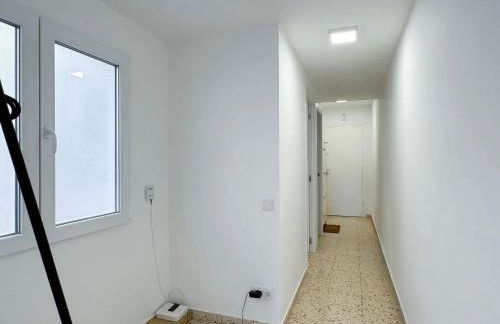 Apartment 1 min from Beach Segur de Calafell - Photo 17