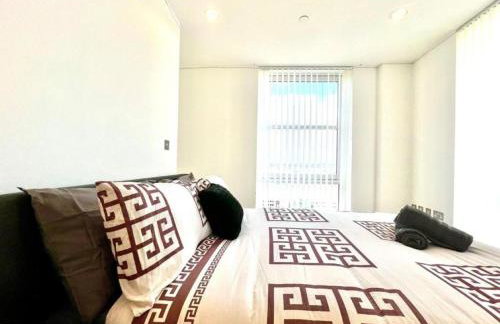 Modern High-Rise Flat in Media City! 2 Beds, 2 Baths - Foto 23