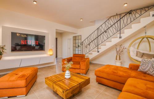 Villa surrounded by nature - Photo 44