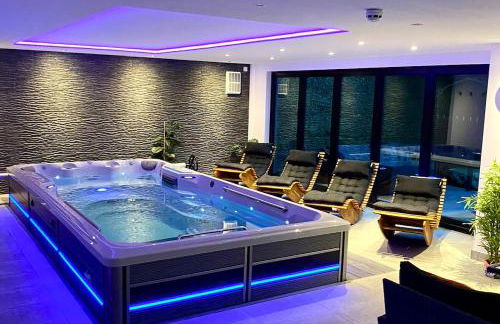 Luxury Retreat with Spa Access - Sleeps 6 - Foto 32