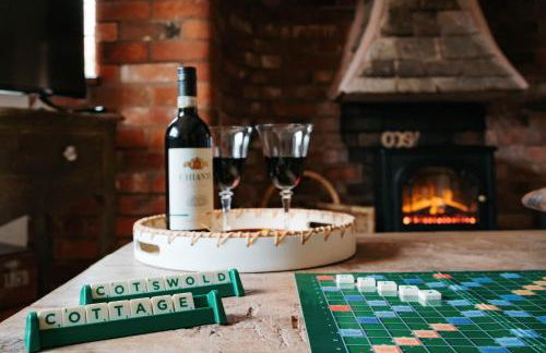 Cotswold Thatched Cottage - Photo 25