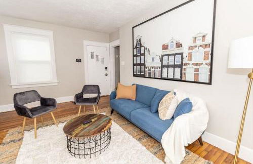 Cozy Riverfront Bungalow with Stunning Views - Foto 38