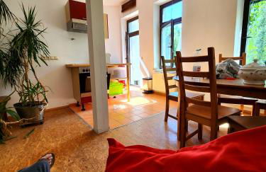 Großzügige Wohnung in Leipzig-Schleußig mit Balkon und Südgartenblick - Foto 1