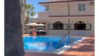 Villa Laura Residence Hotel Apartments & Studios - Foto 4