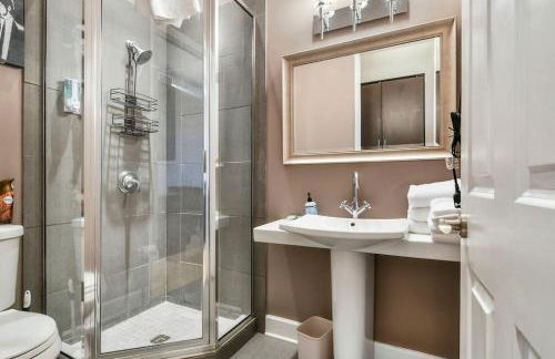 Lovely 2-Bedroom Unit in Springfriend - Photo 17