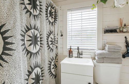 Downtown Tiny Home near Shenandoah National Park - Foto 4