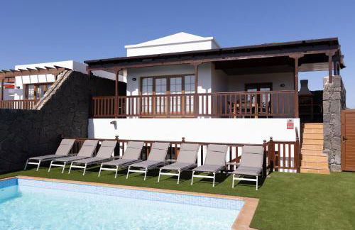 Villa Penguina Play Blanca Lanzarote - Photo 1