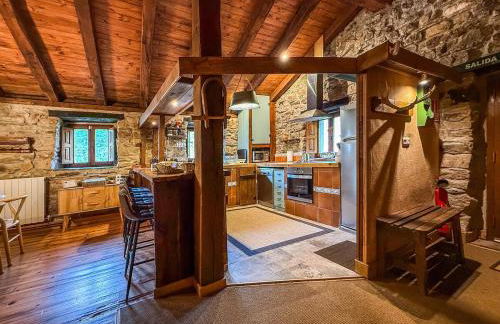 Cabaña La Gurueba, frente rio y cascada - Foto 26