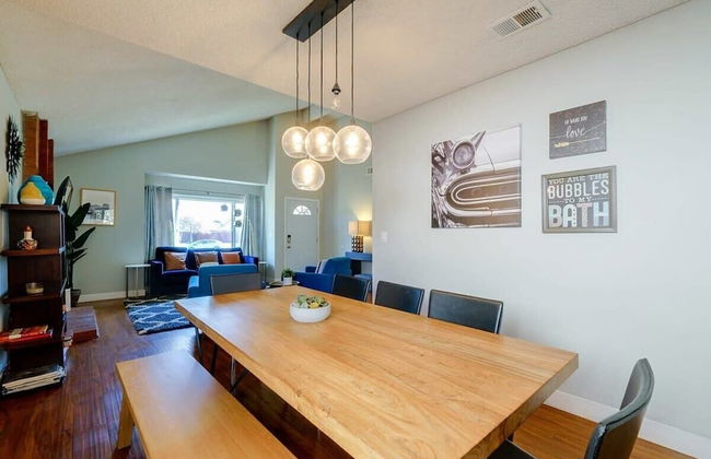 @ Marbella Lane - 4BR Home Away From Home Ldry - Foto 14