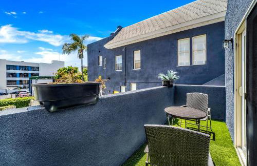 The Neon Elm Hotel - Foto 75