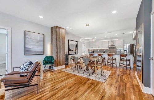 3 Bdrm 3 Full Bath Tower View walk up - Foto 23