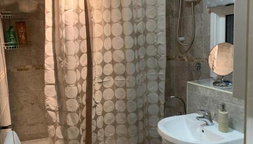 2-Bed House Sleeps 4 - Enclosed Garden - Tv & WiFi - Foto 4