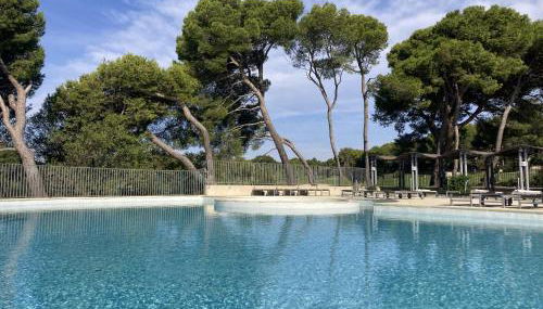 LA PERLE DE PROVENCE-Magnifique Vue CLIM LINGE Golf Saumane 6P Piscine Tennis - Foto 2