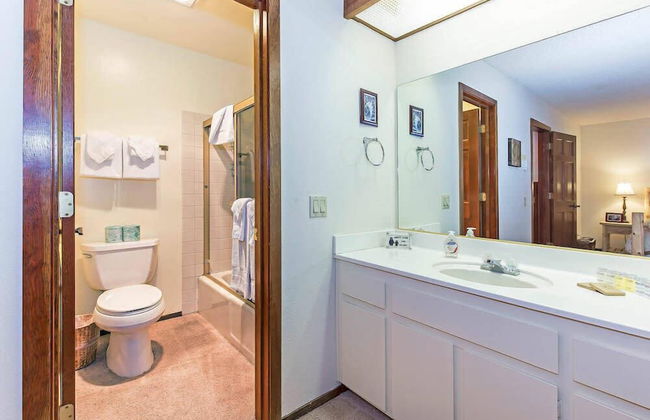 Winterset #18 - Shared Pool & Near Skiing! - Foto 8