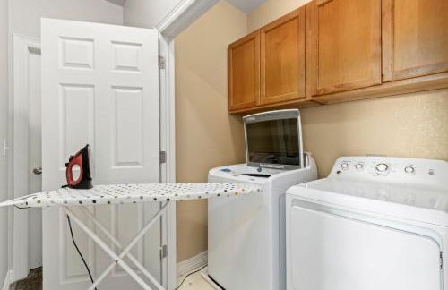 Fabulous Family-friendly Retreat by Windsor Lake! - Foto 39