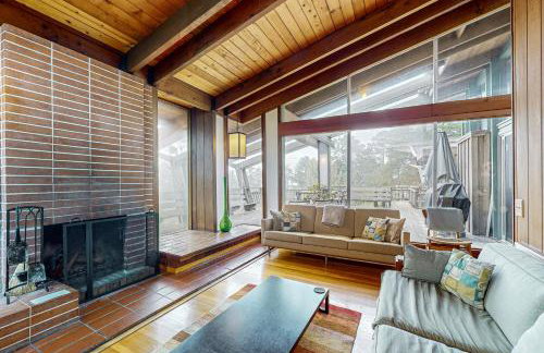 Oceanfront Elk House Bluff View Deck Near beach - Foto 25