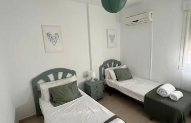 A 30 metros del mar, en el corazón del Peñón - Foto 14