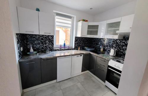 Całoroczne -"Domki na zielonej łące" - Foto 11