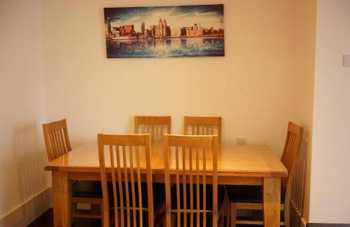 Excelsior Apartments - Liverpool Central - Free Parking - AirCon - Foto 23