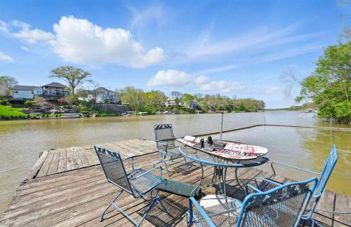 Lake Saint Louis Family Friendly Lakefront Retreat - Foto 70