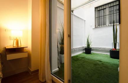 SeaHomes Vacations - Seafront Mediterranean Ap & PKG - Foto 7